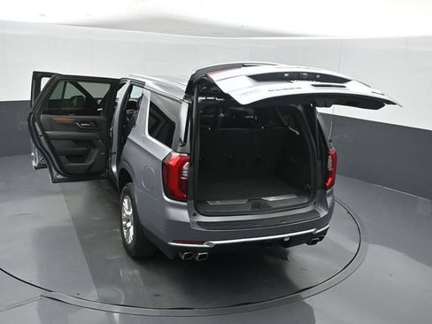 Used 2025 GMC Yukon Denali AWD/4WD image 60