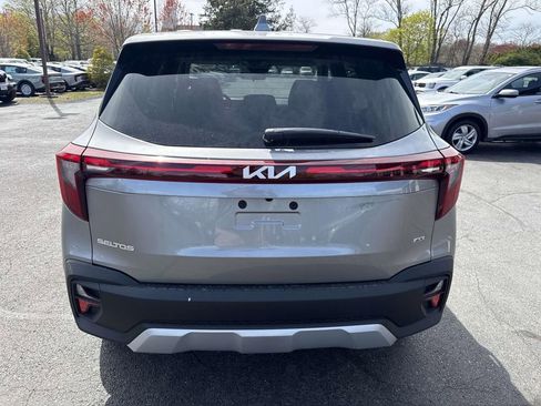 New 2026 Kia Seltos LX AWD/4WD image 3