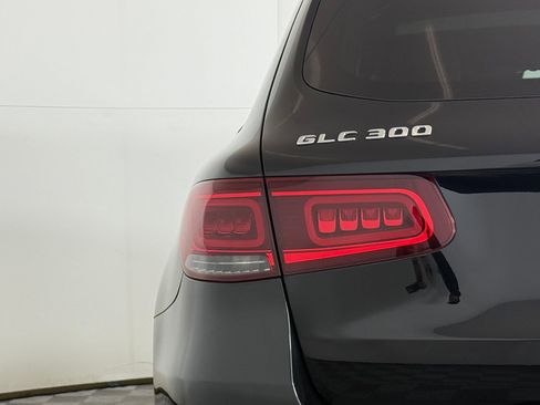 Used 2020 Mercedes-Benz GLC 300 4MATIC image 13
