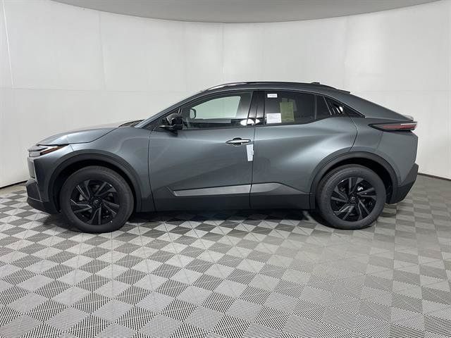 New 2026 Toyota C-HR AWD/4WD image 4