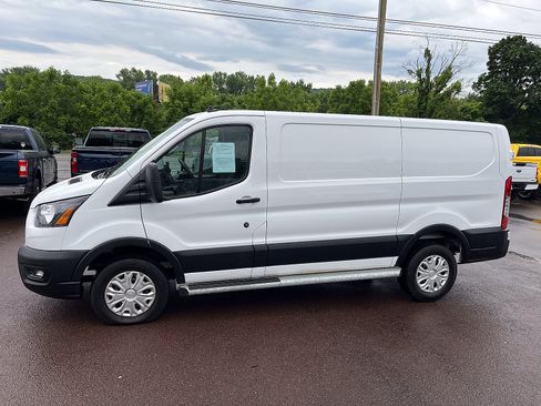 Used 2025 Ford Transit 250 Low Roof w/ Exterior Upgrade Package RWD image 5