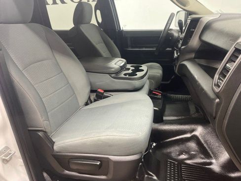 Used 2021 RAM 5500 Tradesman w/ Chrome Appearance Group image 23