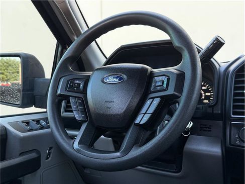 Used 2016 Ford F150 XL w/ Equipment Group 101A Mid AWD/4WD image 9