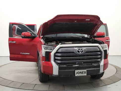 Used 2024 Toyota Tundra Limited AWD/4WD image 10