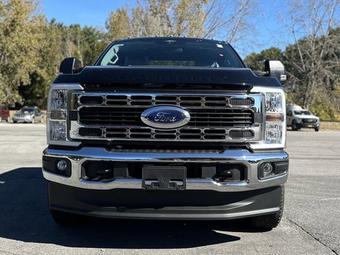 New 2026 Ford F250 XLT w/ FX4 Off-Road Package image 15