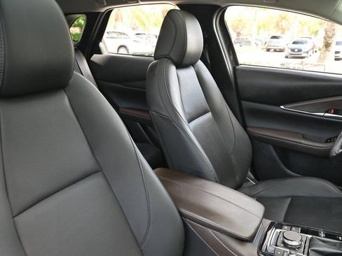 Certified 2025 MAZDA CX-30 AWD 2.5 S w/ Premium Package image 18
