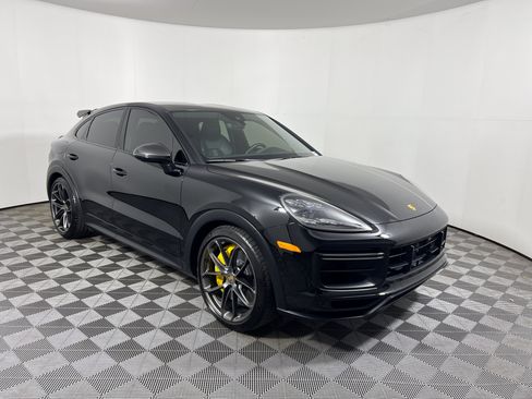 Certified 2023 Porsche Cayenne Turbo GT AWD/4WD image 9