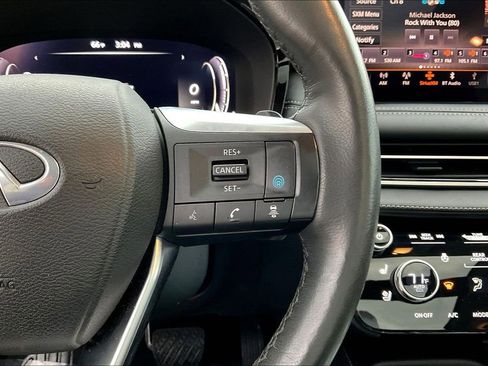 Used 2023 INFINITI QX60 Luxe w/ Performance Audio Package image 12