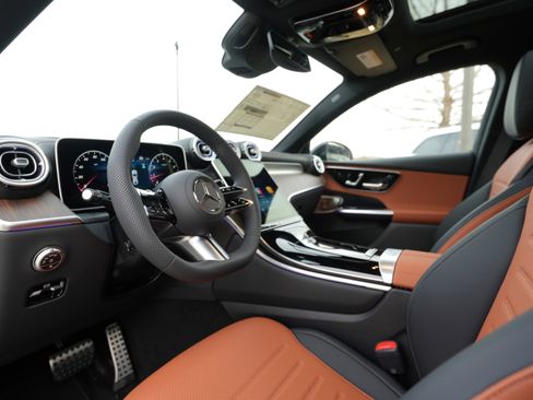 New 2026 Mercedes-Benz GLC 300 4MATIC image 36