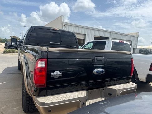 Used 2014 Ford F250 King Ranch w/ FX4 Off-Road Package AWD/4WD image 4