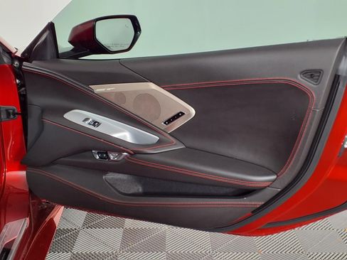 Used 2023 Chevrolet Corvette Stingray Premium Conv w/ Z51 Performance Package RWD image 8