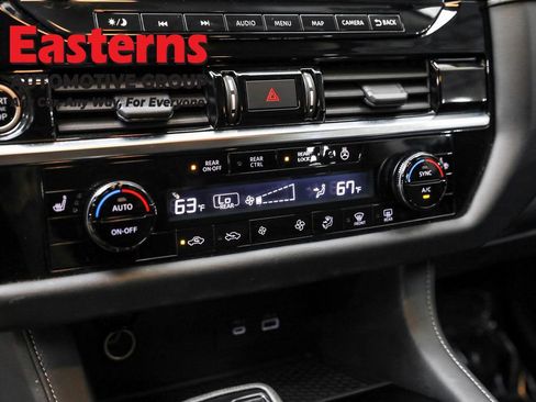 Used 2022 Nissan Pathfinder SL image 20