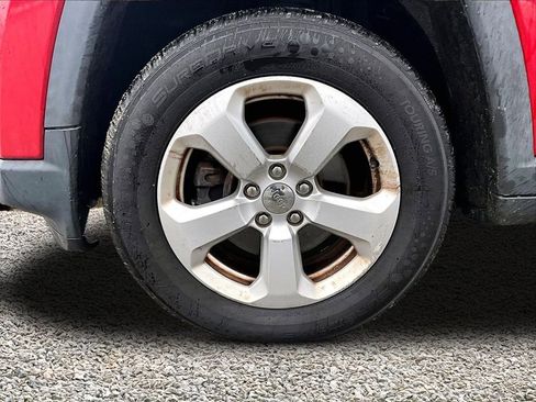 Used 2018 Jeep Compass Latitude w/ Popular Equipment Group image 9