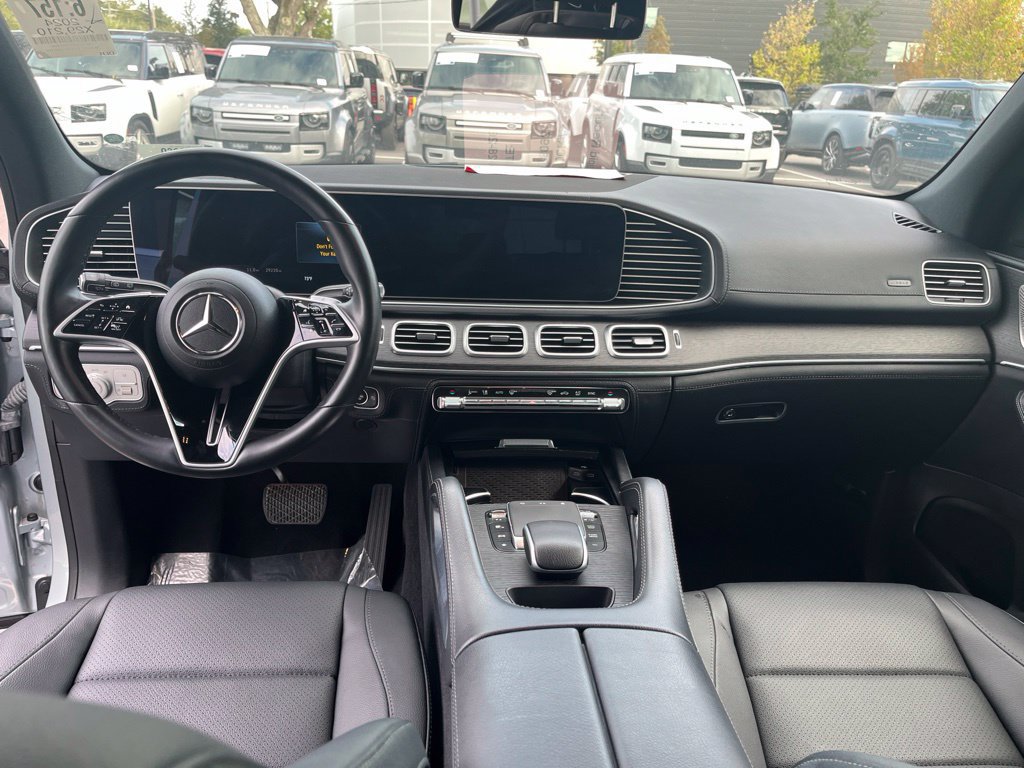 Used 2024 Mercedes-Benz GLE 450 4MATIC w/ AMG Line Exterior image 12