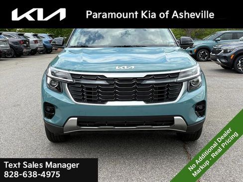 New 2026 Kia Seltos S AWD/4WD image 2