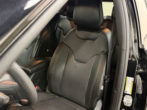 Used 2023 Jeep Compass Limited AWD/4WD image 39