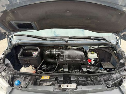 Used 2019 Mercedes-Benz Sprinter 144 image 62