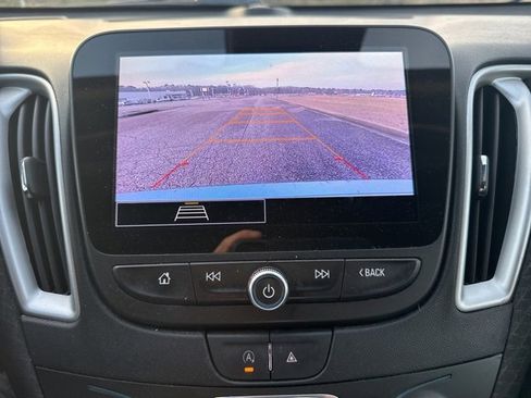 Used 2024 Chevrolet Malibu LT image 21