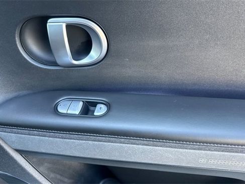 Used 2023 Hyundai Ioniq 5 Limited image 21