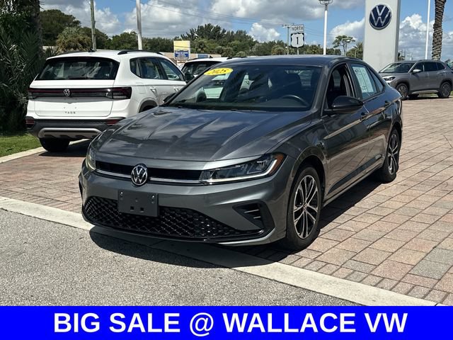 Certified 2025 Volkswagen Jetta Sport FWD image 3