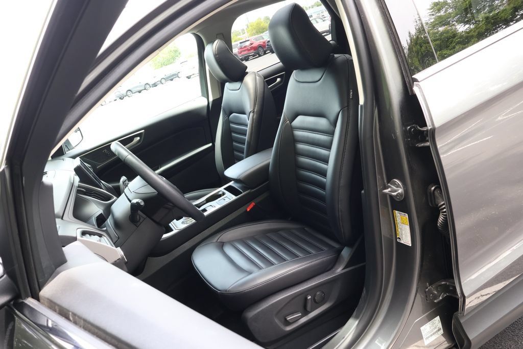Used 2024 Ford Edge SEL w/ Convenience Package AWD/4WD image 33