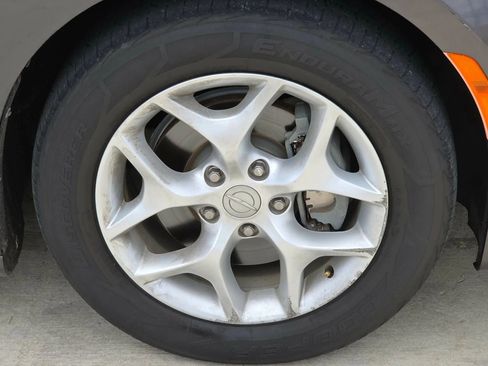Used 2017 Chrysler Pacifica Touring-L w/ Tire & Wheel Group FWD image 30