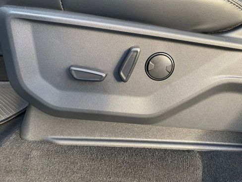 New 2026 Ford Expedition Platinum w/ Stealth Appearance Package AWD/4WD image 9