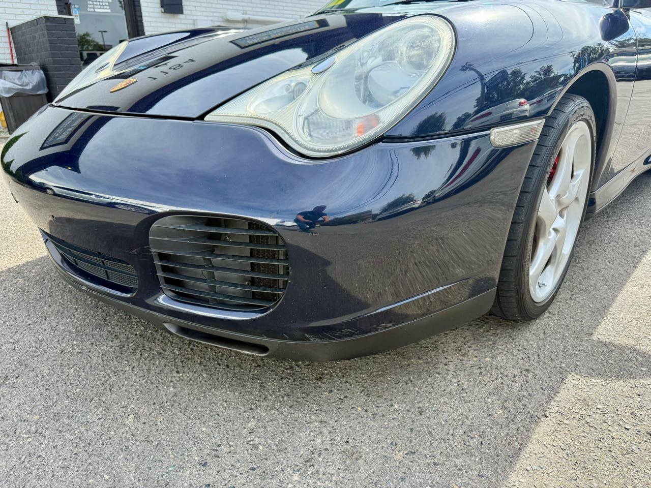 Used 2004 Porsche 911 Carrera 4S AWD/4WD image 9