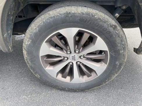 Used 2018 Ford F150 King Ranch w/ Equipment Group 601A Luxury image 35