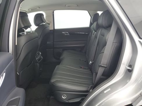 Used 2025 Genesis GV80 2.5T Standard AWD/4WD image 14