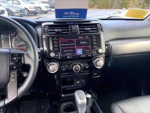 Used 2021 Toyota 4Runner TRD Off-Road Premium AWD/4WD image 12