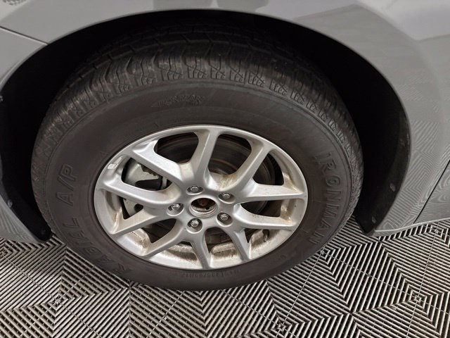 Used 2025 Chrysler Pacifica Select FWD image 49
