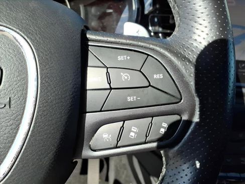 Used 2022 Dodge Durango GT image 23