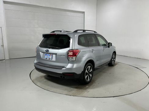 Used 2017 Subaru Forester 2.5i Limited AWD/4WD image 34