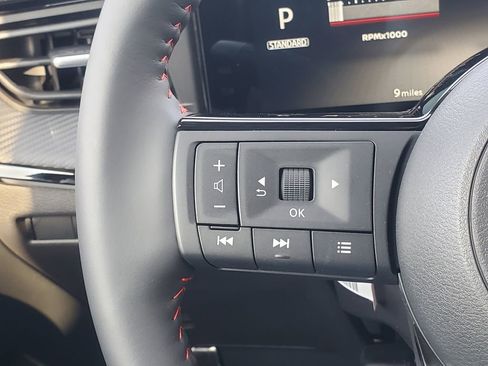 New 2025 Nissan Kicks SR w/ SR Premium Package image 16