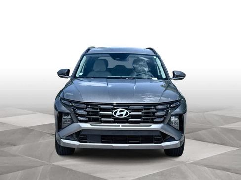 Used 2025 Hyundai Tucson SEL FWD image 3