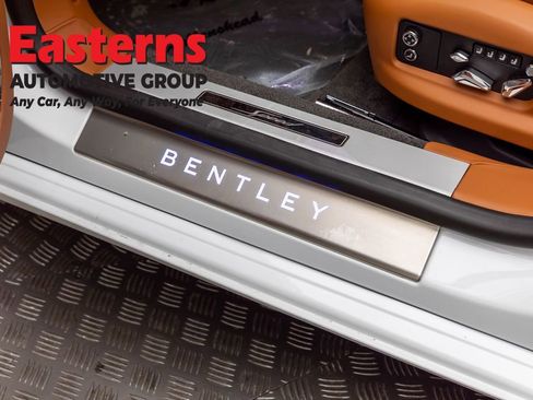 Used 2023 Bentley Flying Spur W12 AWD/4WD image 19