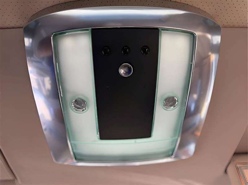 Used 2006 Rolls-Royce Phantom Sedan RWD image 30
