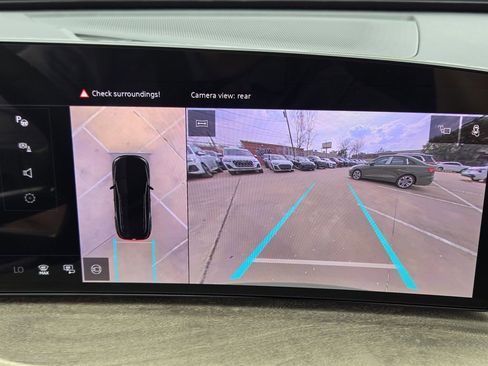 New 2025 Audi Q5 Prestige image 23