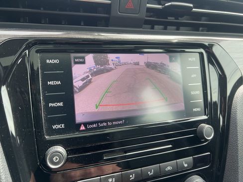 Used 2020 Volkswagen Passat 2.0T R-Line FWD image 13