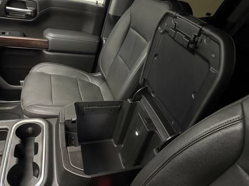 Used 2019 GMC Sierra 1500 SLT w/ SLT Premium Plus Package AWD/4WD image 33