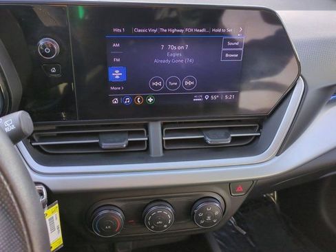 Used 2024 Chevrolet Trax LS image 11