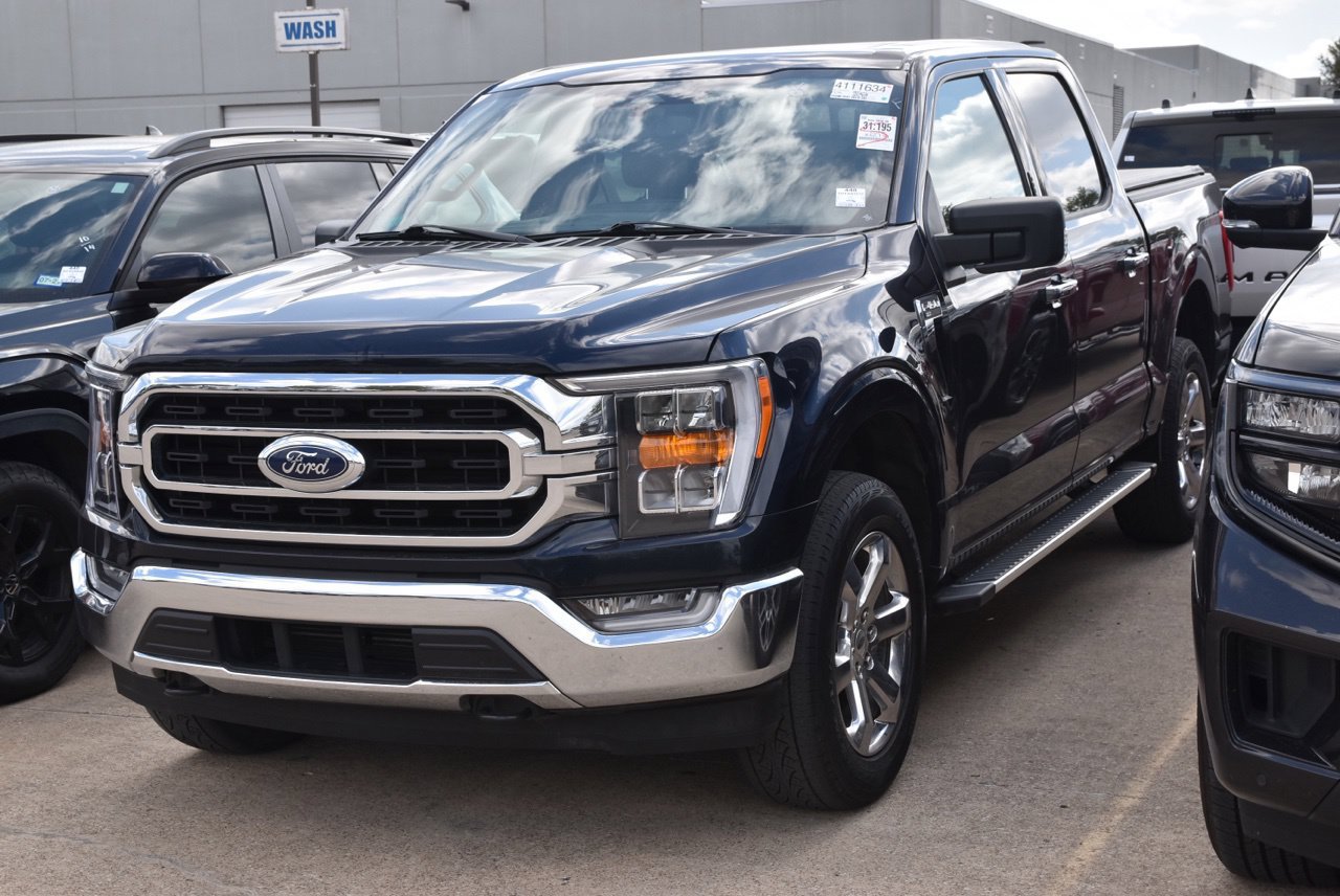Used 2023 Ford F150 XLT w/ Equipment Group 302A High AWD/4WD image 2