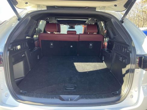 Used 2025 MAZDA CX-70 3.3 Turbo w/ Premium Plus Pkg image 11