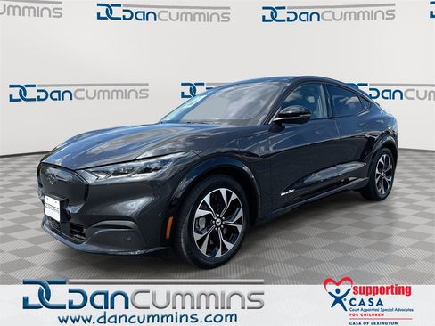 Used 2021 Ford Mustang Mach-E Premium image 1