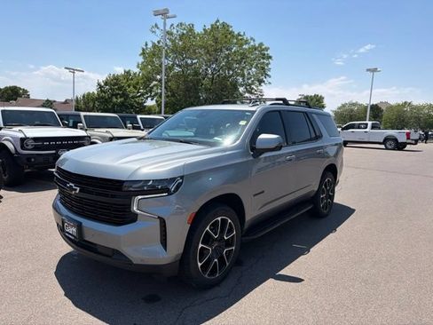 Used 2024 Chevrolet Tahoe RST w/ Luxury Package AWD/4WD image 4