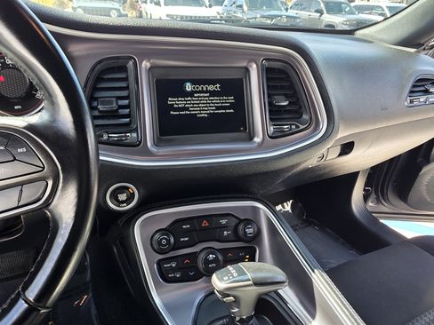 Certified 2020 Dodge Challenger SXT RWD image 11