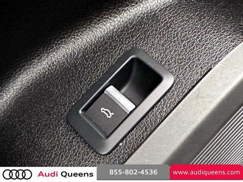Certified 2023 Audi Q5 2.0T Prestige w/ Prestige Package AWD/4WD image 20