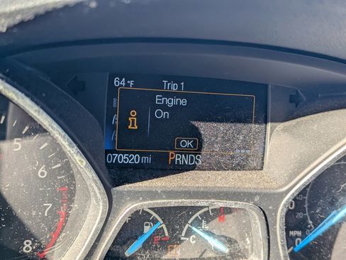 Used 2017 Ford Escape SE w/ Equipment Group 201A image 9