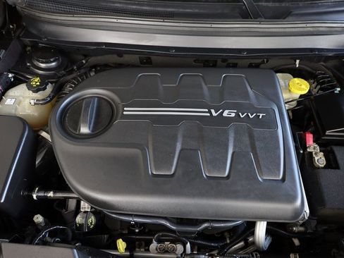 Used 2016 Jeep Cherokee Latitude w/ Safety/Convenience Group image 29